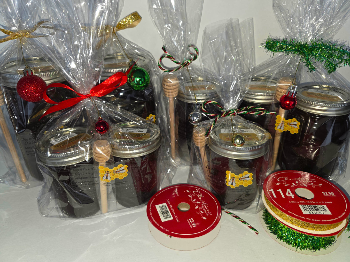 Seasonal Avocado Wildflower Honey (Christmas Theme)