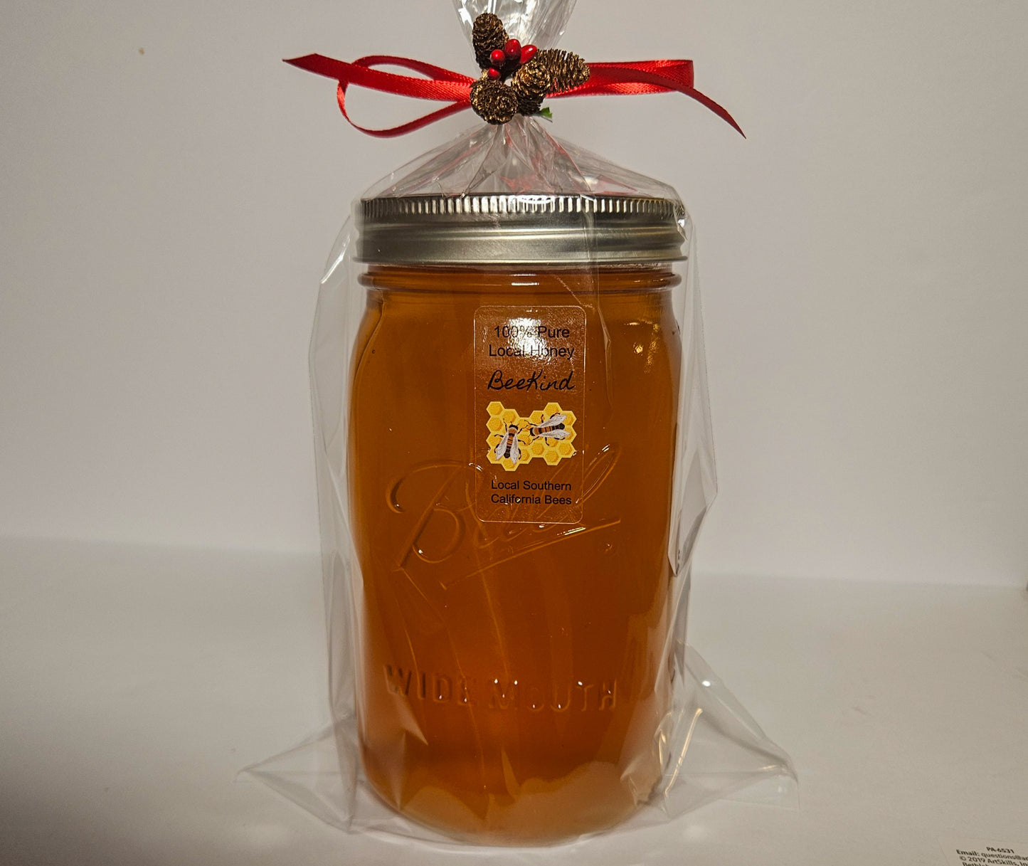 Desert Gold Honey (Christmas theme)